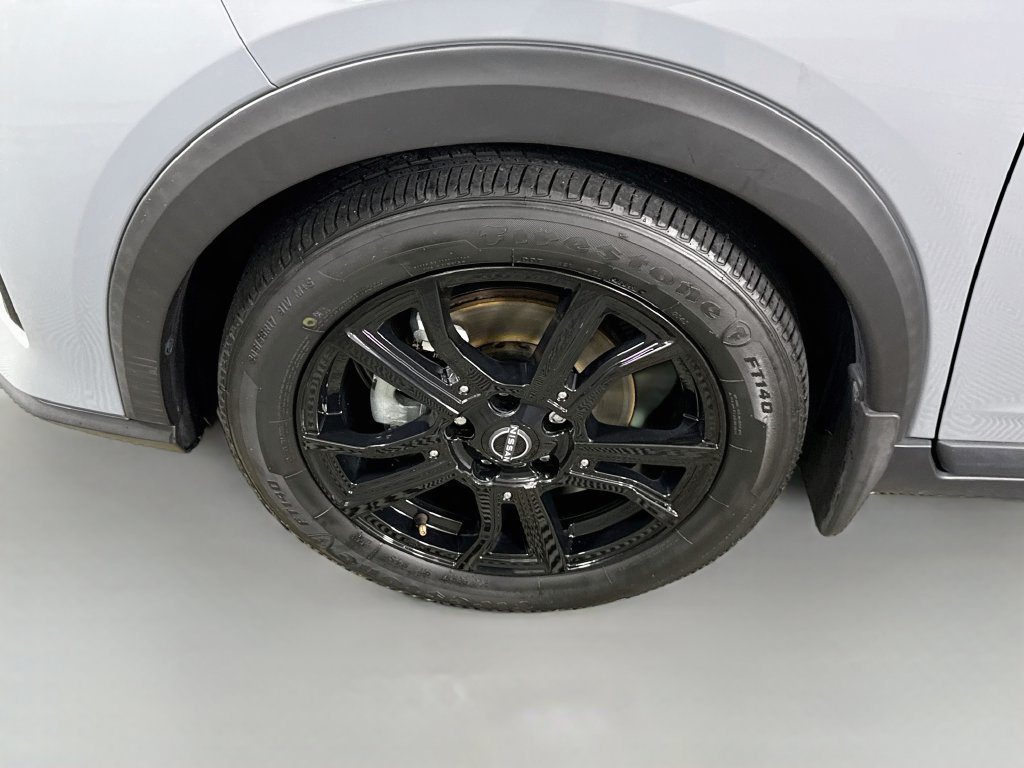 Certified 2023 Nissan Kicks SR w/ SR Premium Package FWD image 35