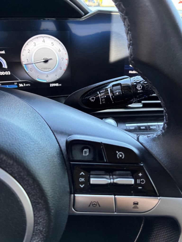 Used 2023 Hyundai Elantra SEL w/ Convenience Package FWD image 23
