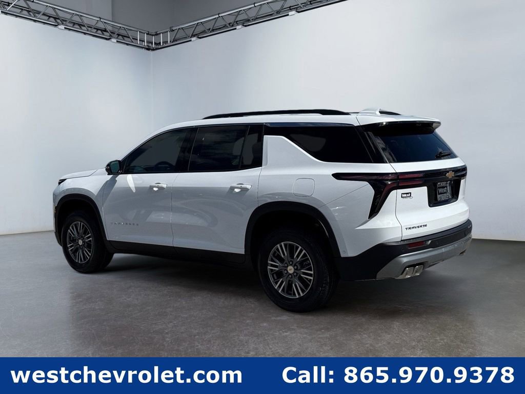 New 2026 Chevrolet Traverse LT w/ Enhanced Driving Package image 5