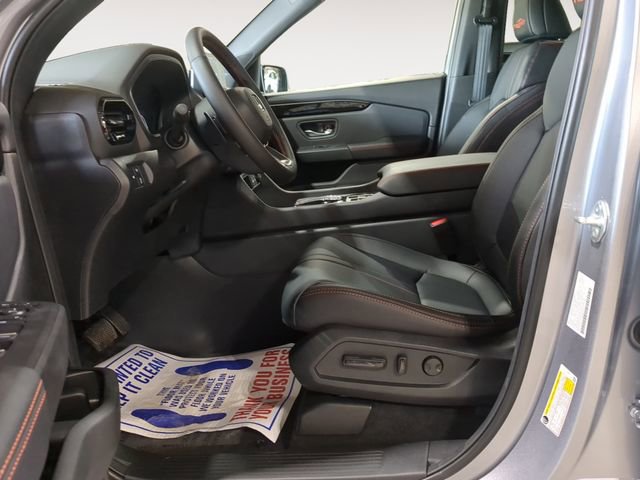 New 2025 Honda Pilot TrailSport image 9