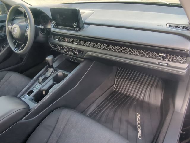 Used 2023 Honda Accord EX image 27