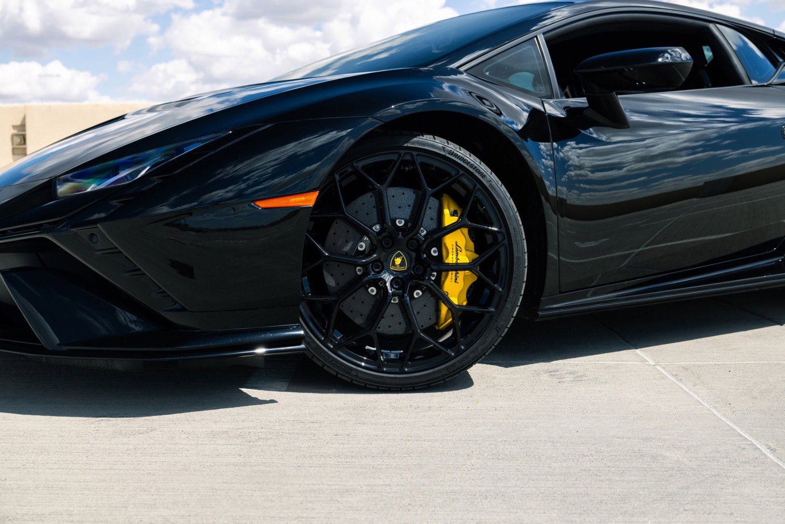 Used 2024 Lamborghini Huracan Tecnica image 8