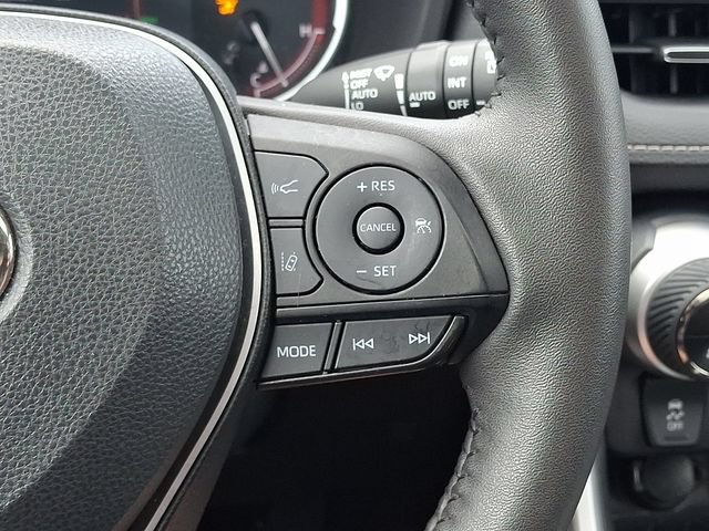 Certified 2023 Toyota RAV4 XLE Premium AWD/4WD image 22