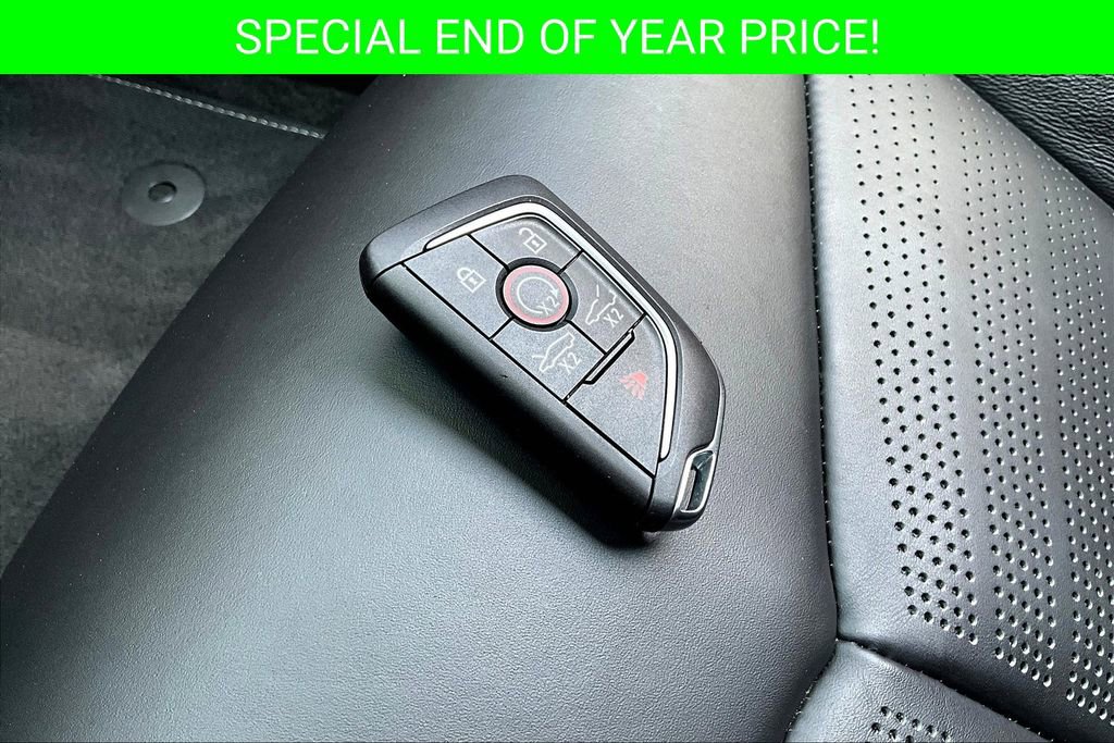 Used 2023 Chevrolet Corvette Z06 image 32