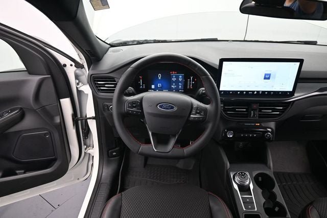Certified 2024 Ford Escape ST-Line w/ Tech Pack #1 AWD/4WD image 26