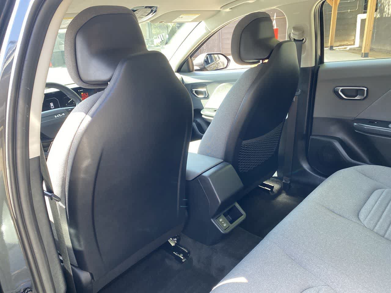 Used 2025 Kia K4 EX FWD image 16
