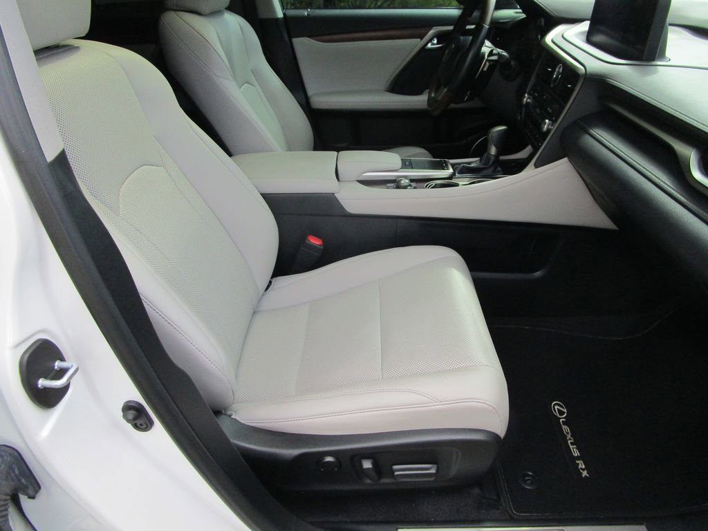 Used 2020 Lexus RX 350L FWD w/ Premium Package image 31