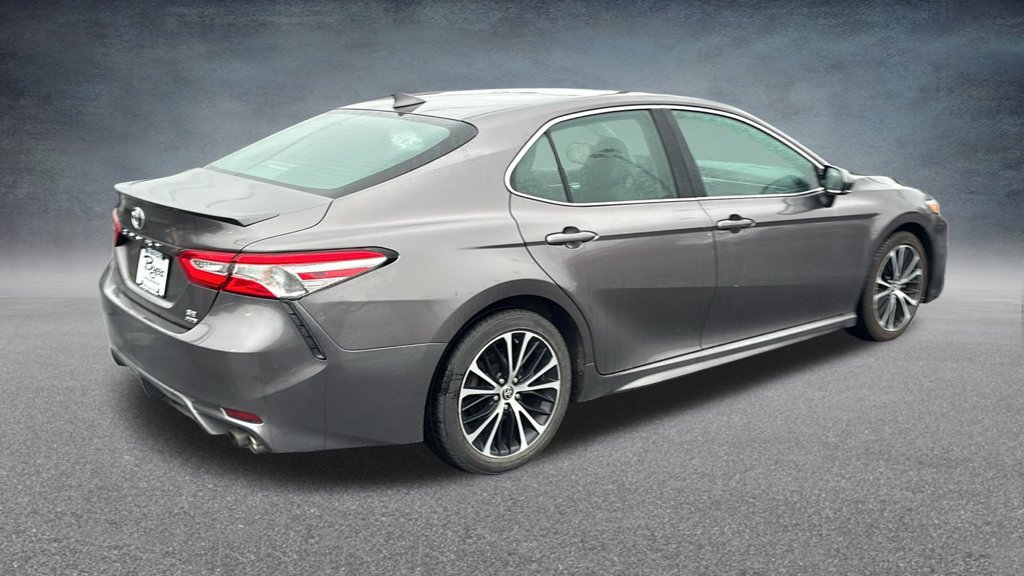Used 2020 Toyota Camry SE w/ Cold Weather Package AWD/4WD image 25