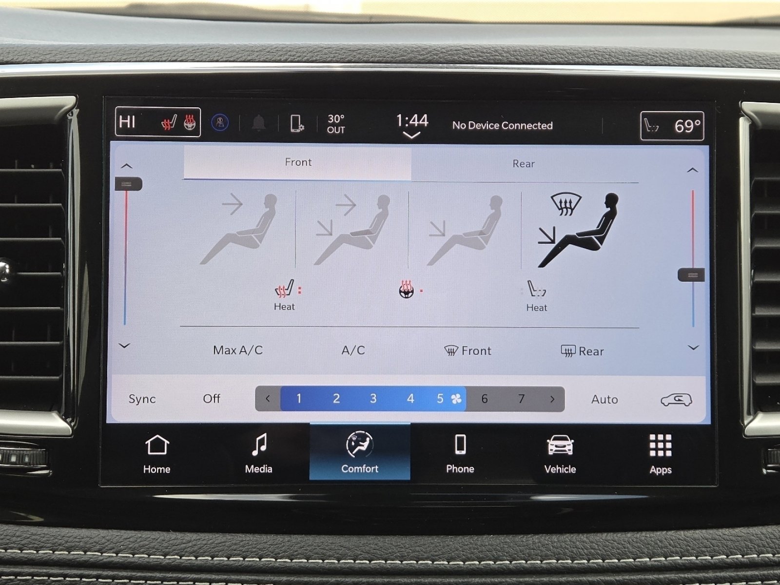 Used 2024 Chrysler Pacifica Touring-L image 30