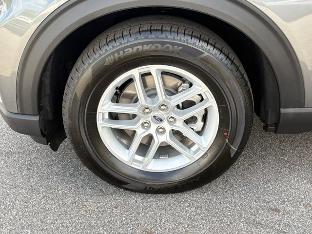 New 2026 Ford Explorer Active RWD image 27