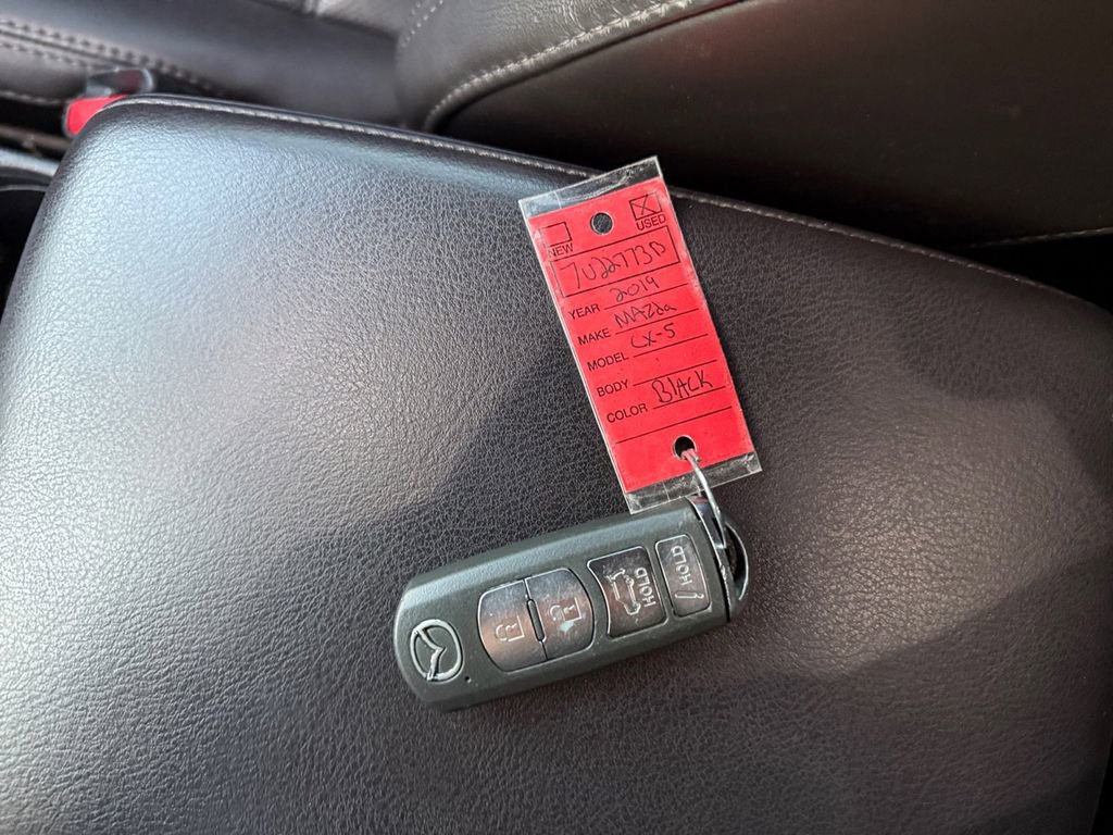 Used 2019 MAZDA CX-5 Signature image 31