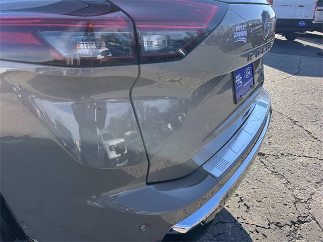 Used 2024 Nissan Rogue Platinum image 10