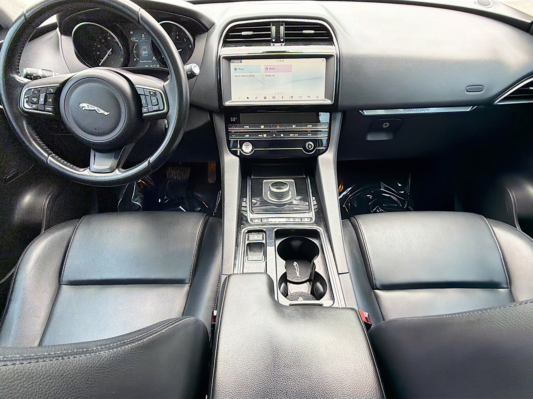 Used 2020 Jaguar F-PACE AWD/4WD image 15