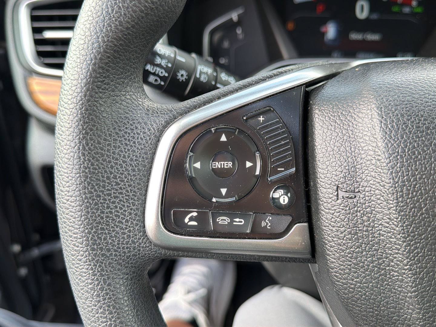 Used 2018 Honda CR-V EX image 15
