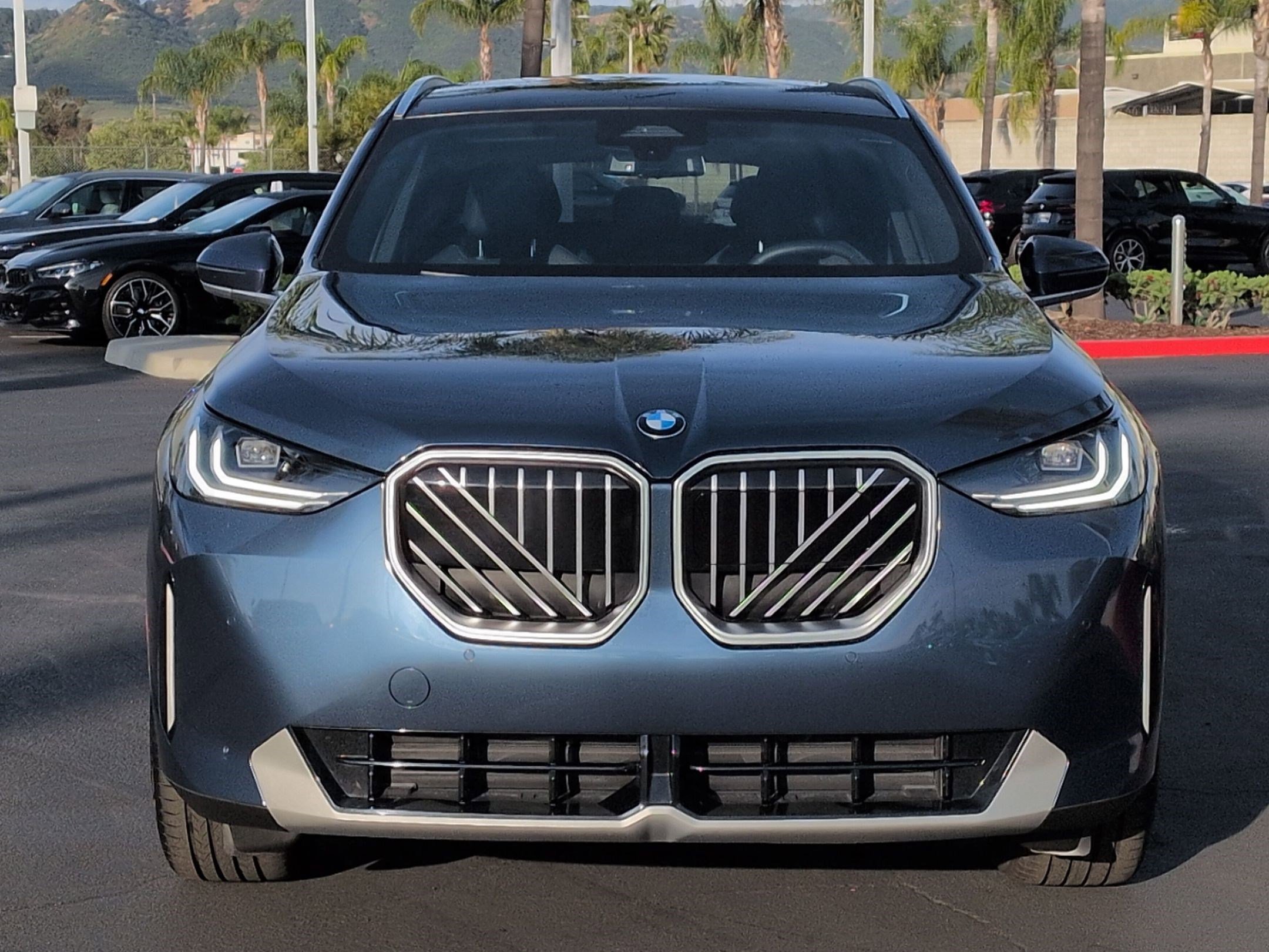Used 2026 BMW X3 xDrive30 w/ Convenience Package AWD/4WD image 3