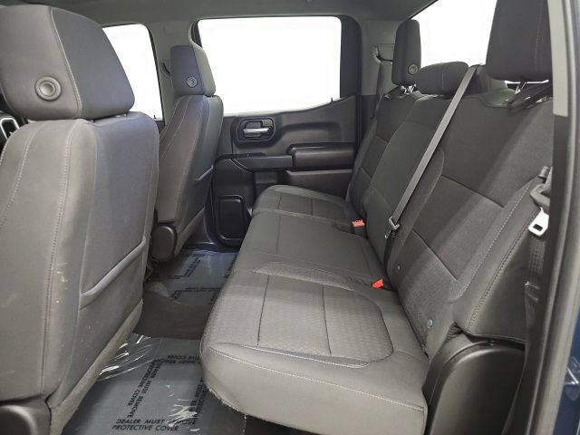 Used 2022 Chevrolet Silverado 1500 LT AWD/4WD image 27