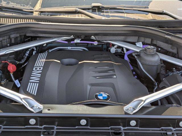 Used 2025 BMW X5 xDrive40i w/ Executive Package image 17