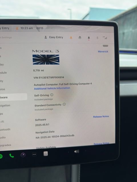 Used 2024 Tesla Model 3 Performance AWD/4WD image 29