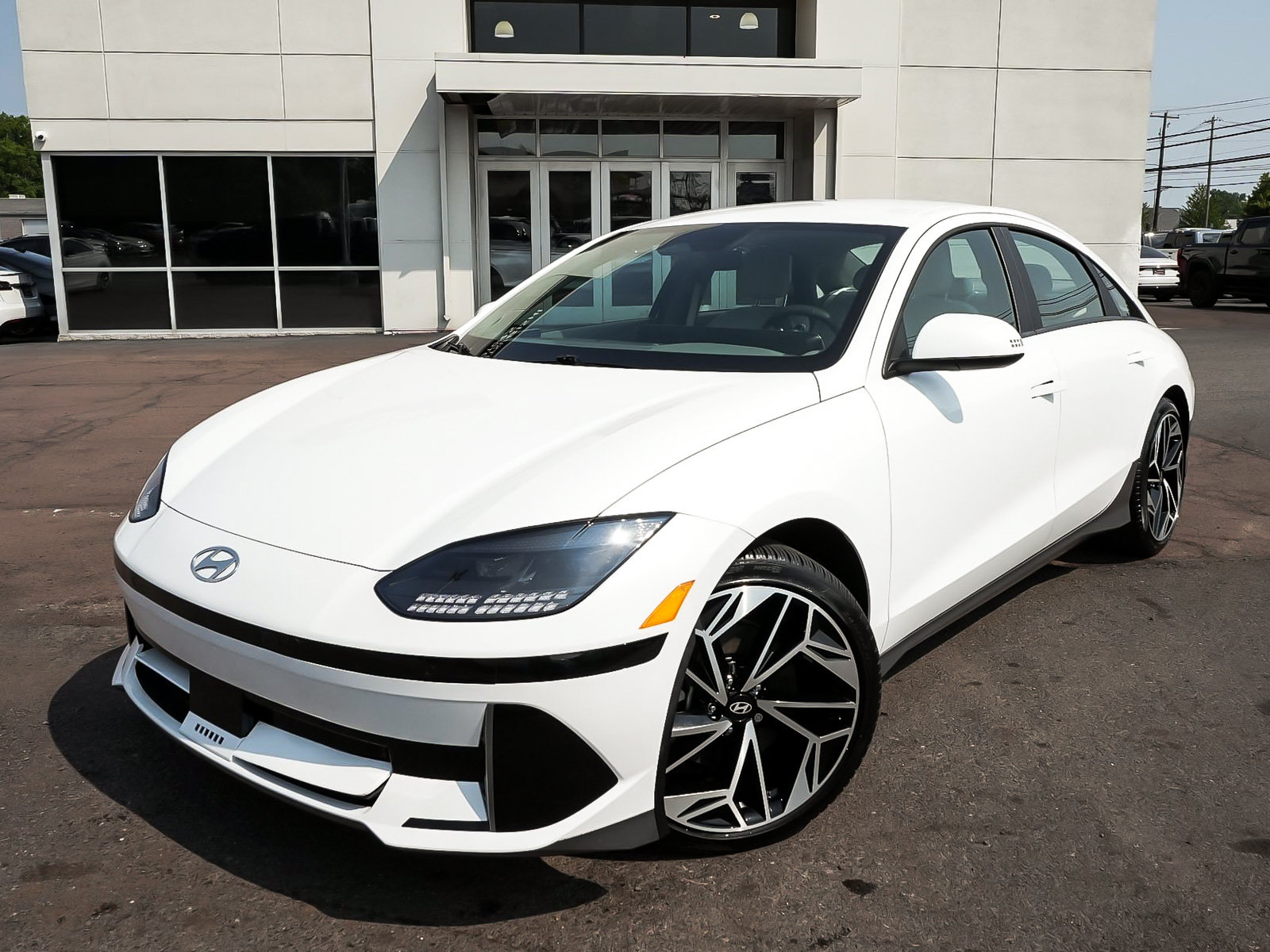 Used 2024 Hyundai Ioniq 6 SEL AWD/4WD image 8