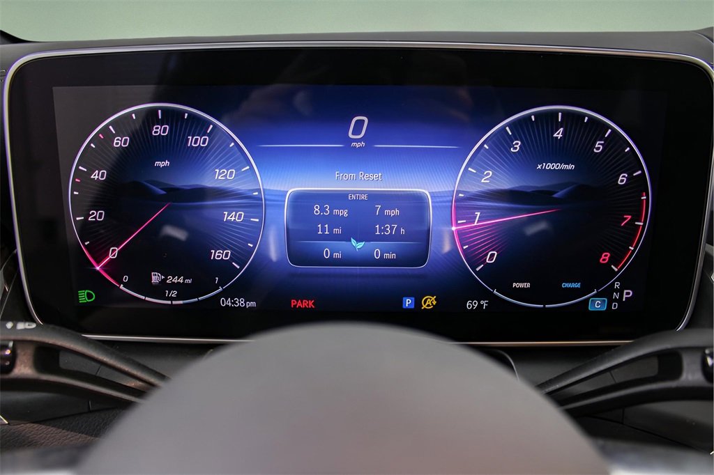 Used 2025 Mercedes-Benz GLC 300 image 20