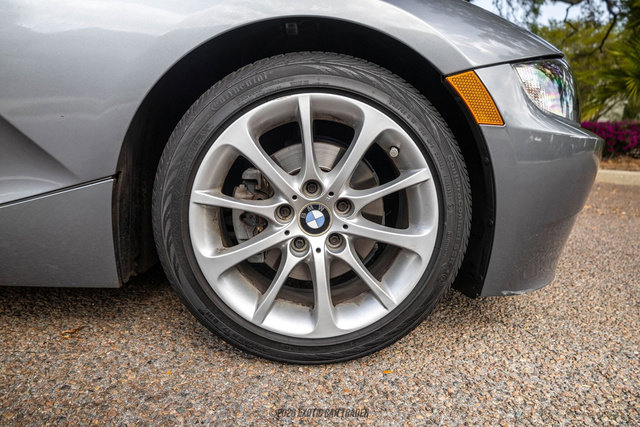 Used 2007 BMW Z4 3.0i image 48