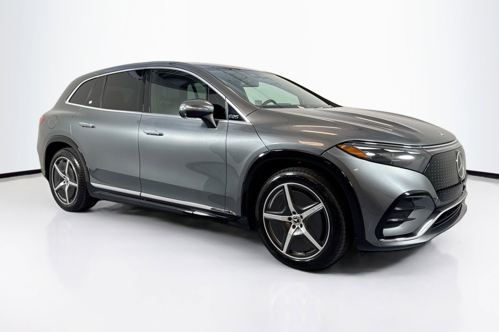 Certified 2023 Mercedes-Benz EQS 450+ 4MATIC SUV image 3