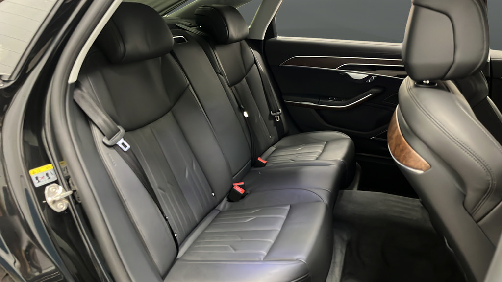 Used 2024 Audi A8 L 3.0T w/ Comfort Plus Package AWD/4WD image 25