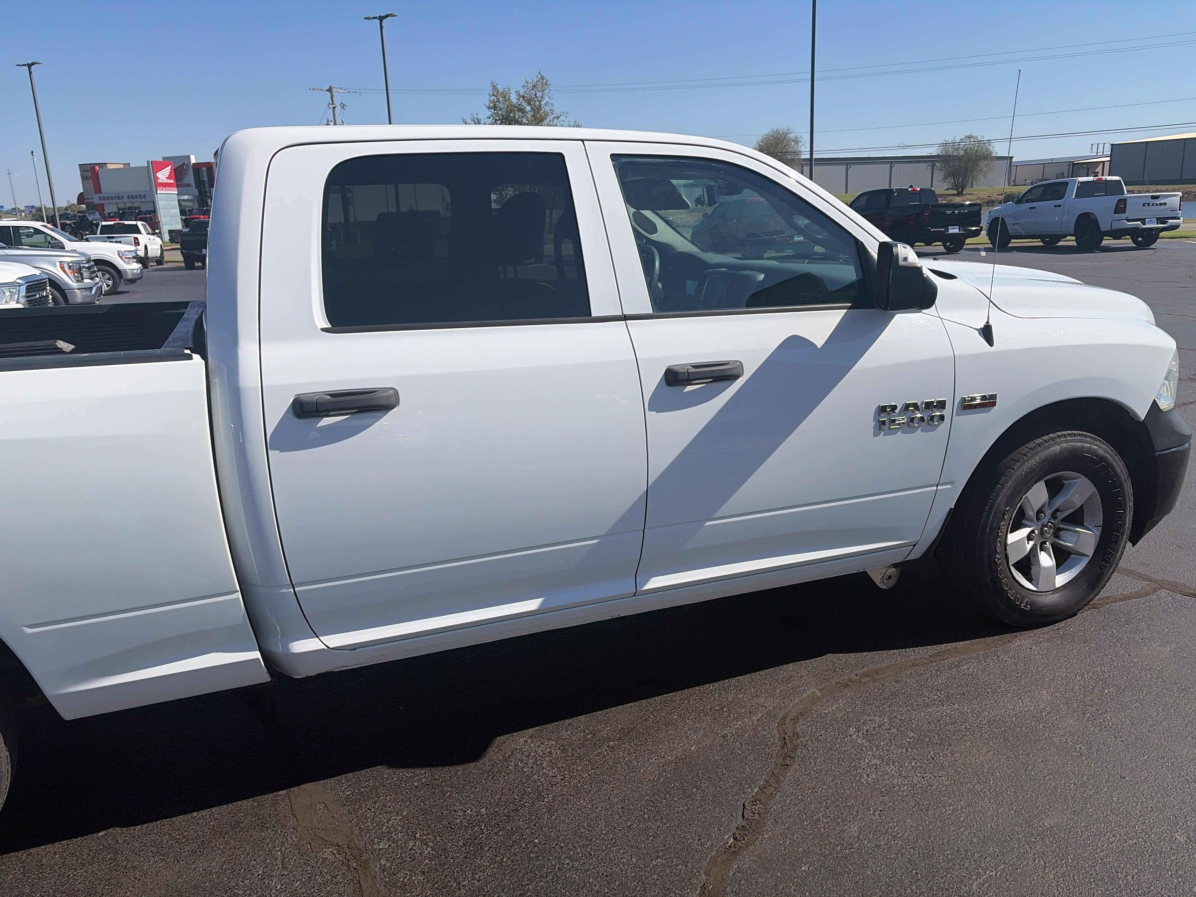 Used 2018 RAM 1500 Tradesman w/ Popular Equipment Group RWD image 5
