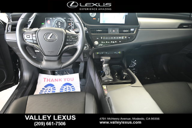Certified 2025 Lexus ES 300h w/ Premium Package FWD image 18