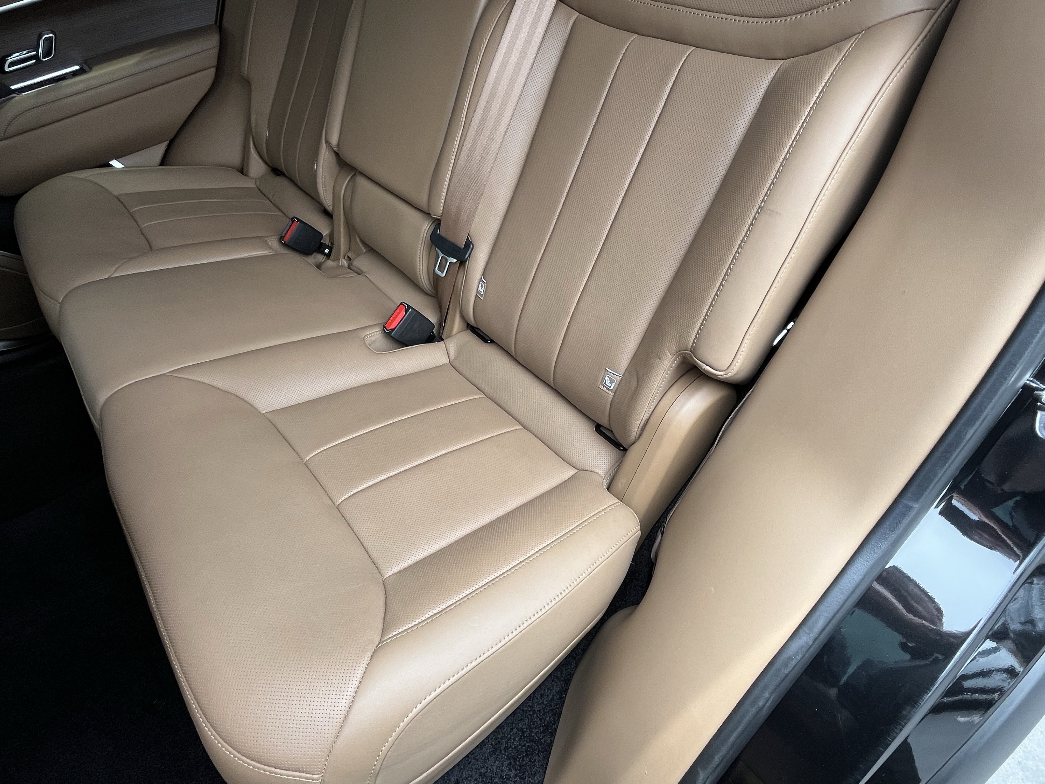 Certified 2024 Land Rover Range Rover SE AWD/4WD image 29