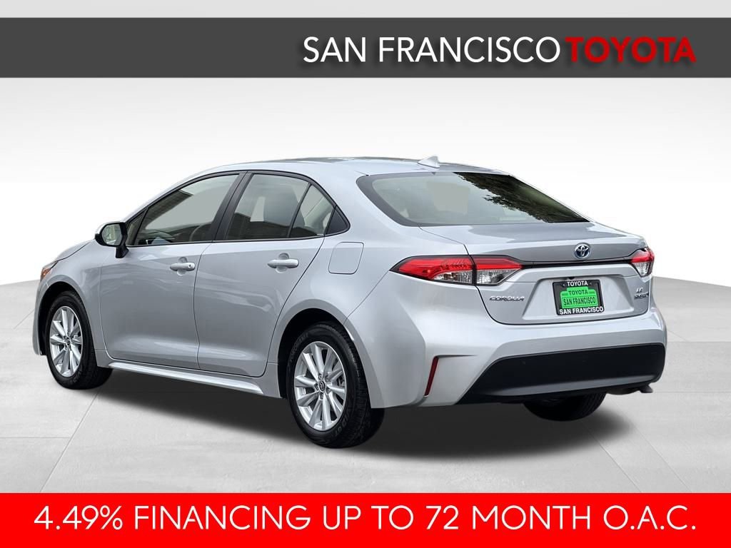 Used 2023 Toyota Corolla LE image 3