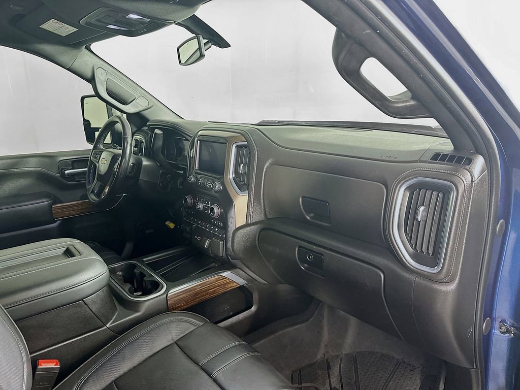Used 2022 Chevrolet Silverado 2500 High Country image 32