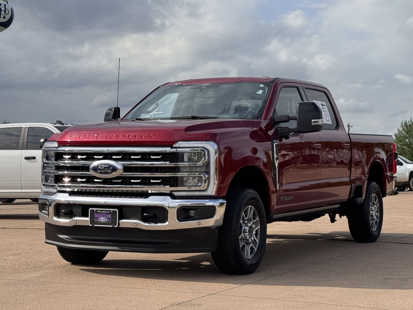 Used 2025 Ford F250 Lariat w/ Lariat Ultimate Package AWD/4WD image 9