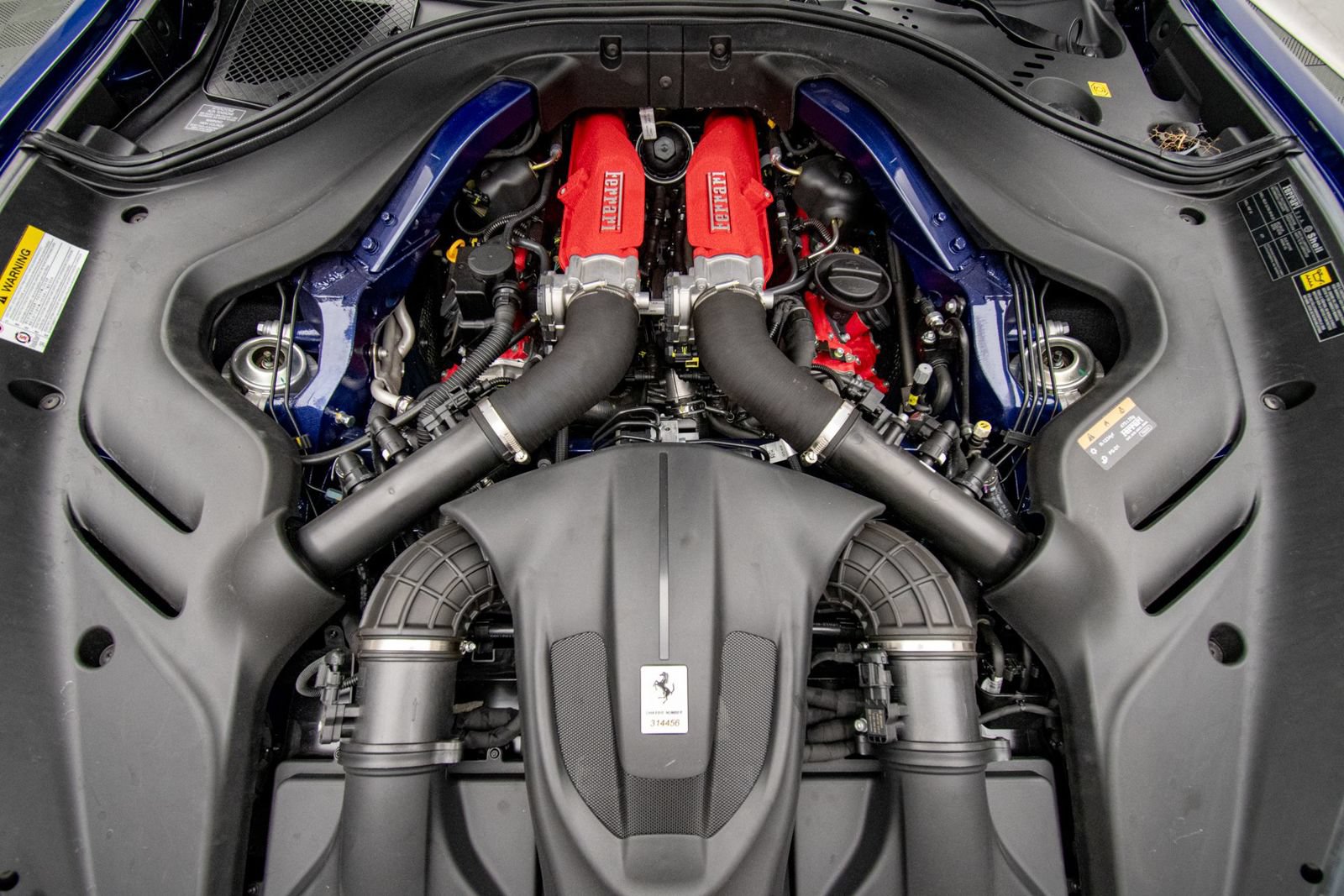 Used 2025 Ferrari Roma Spider RWD image 40