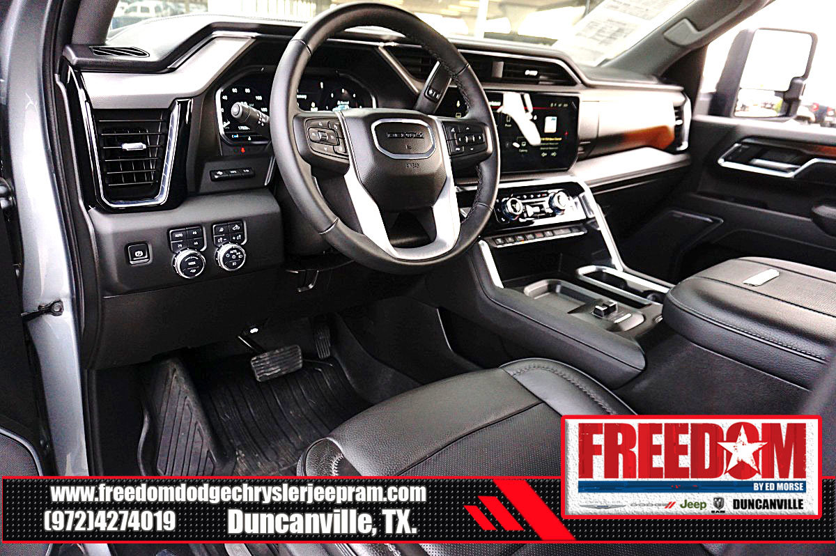 Used 2025 GMC Sierra 2500 Denali w/ Denali Reserve Package image 10