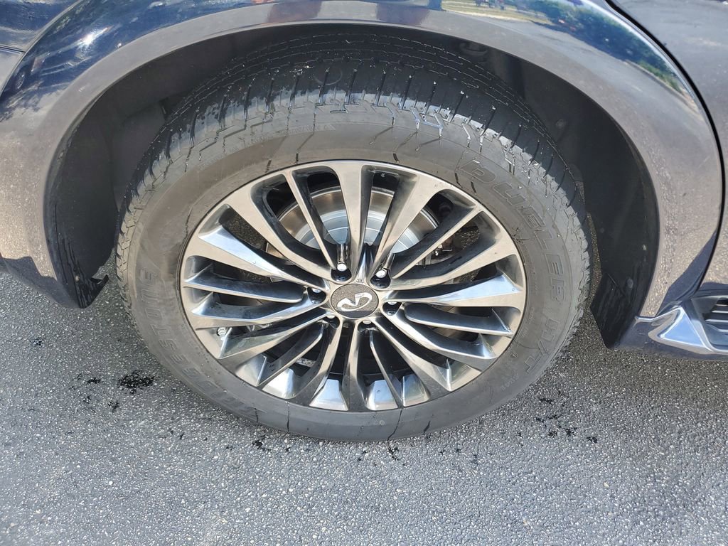 Used 2021 INFINITI QX80 Premium Select w/ All-Season Package AWD/4WD image 7