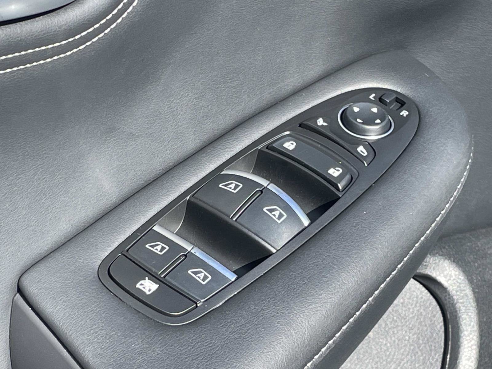 Certified 2025 INFINITI QX55 Luxe w/ Cargo Package image 13