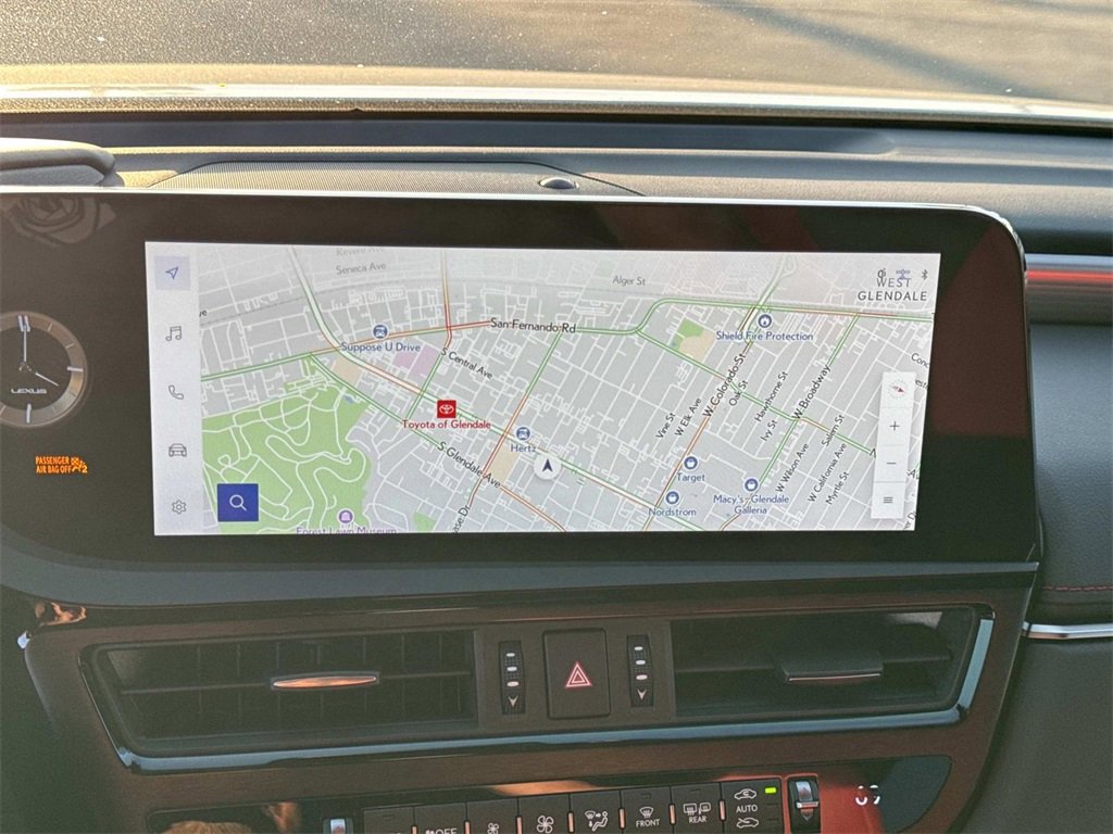 Used 2024 Lexus ES 300h F Sport image 25