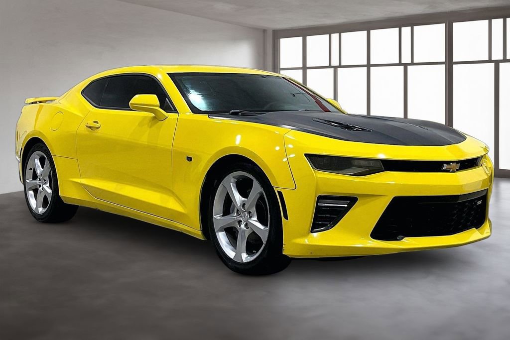 Used 2017 Chevrolet Camaro SS image 10