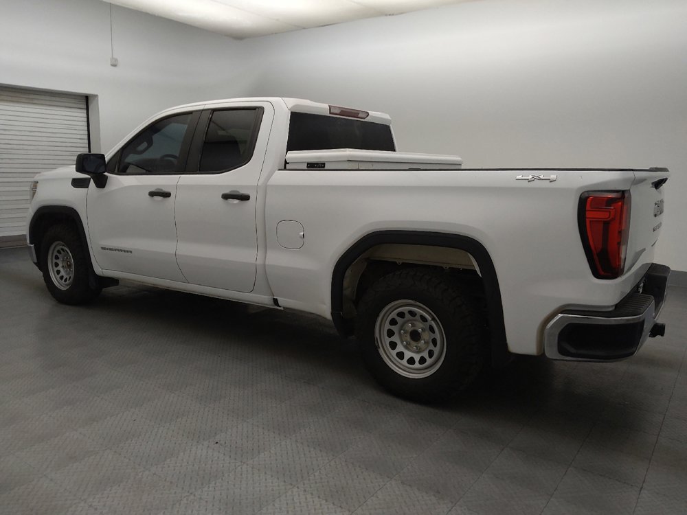 Used 2019 GMC Sierra 1500 4x4 Double Cab w/ Convenience Package image 3