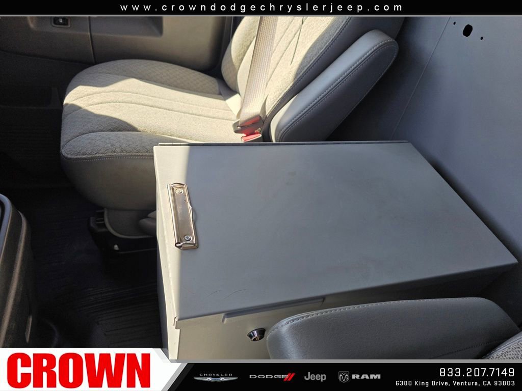 Used 2021 Chevrolet Express 2500 w/ Driver Convenience Package image 24