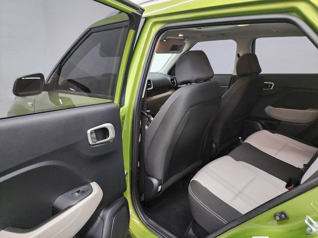 Used 2023 Hyundai Venue SEL w/ Cargo Package FWD image 24