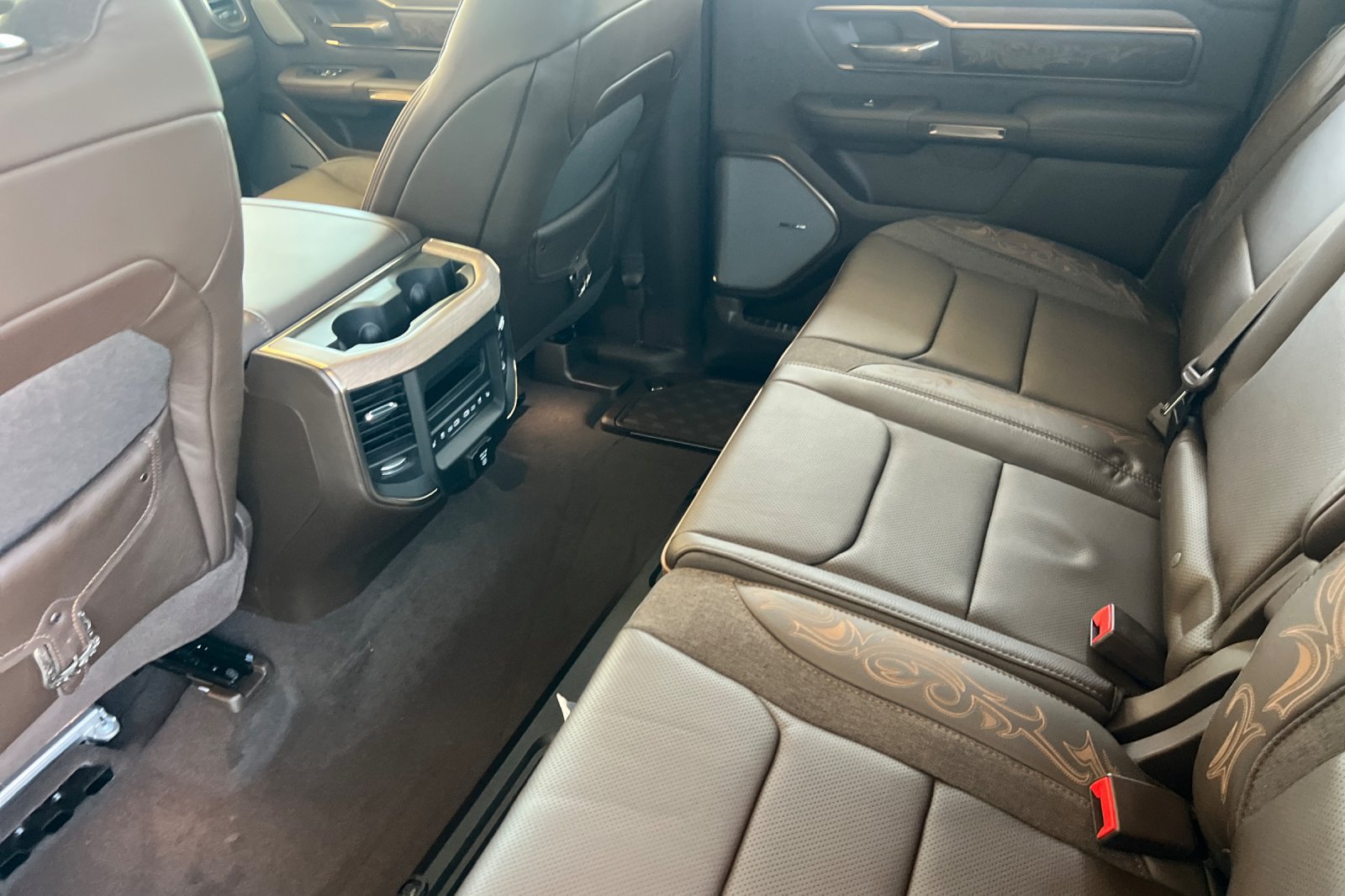 New 2026 RAM 1500 Limited AWD/4WD image 15