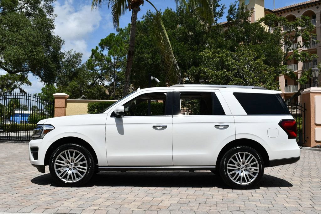 Used 2022 Ford Expedition Limited AWD/4WD image 29