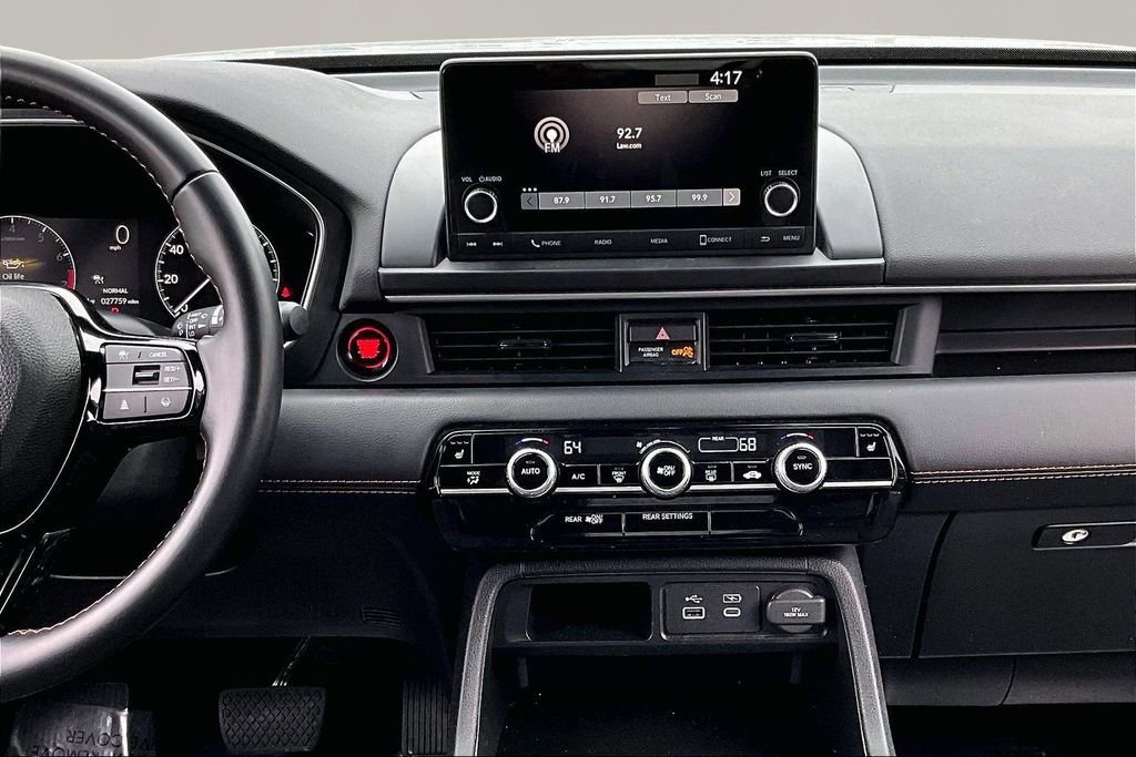 Certified 2024 Honda Pilot Sport image 9