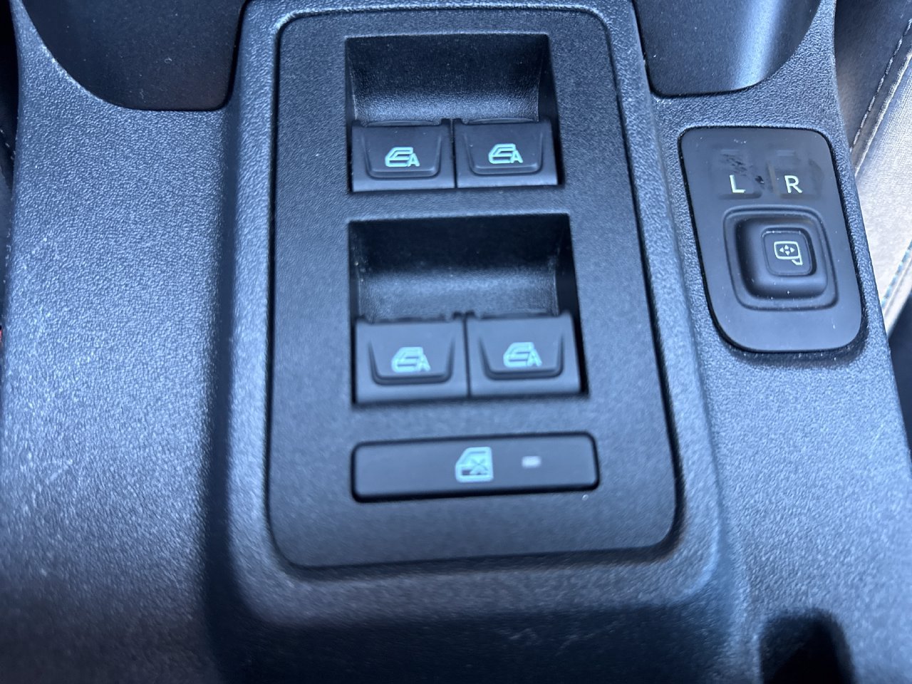 Used 2021 Ford Bronco Black Diamond AWD/4WD image 23