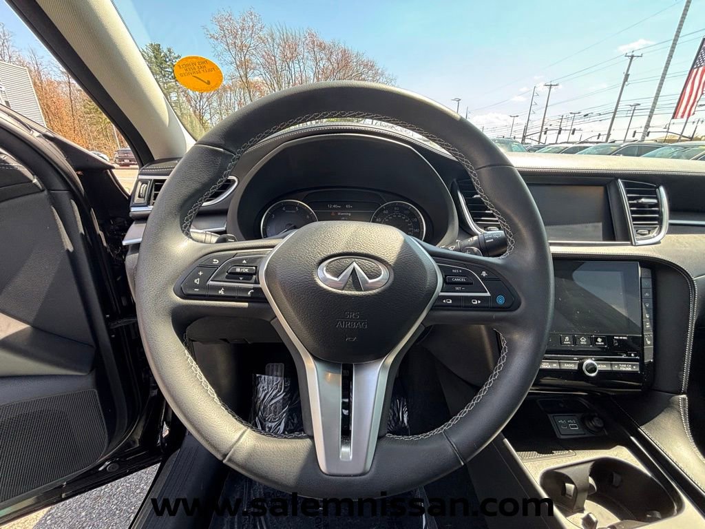 Used 2023 INFINITI QX50 Luxe AWD/4WD image 7