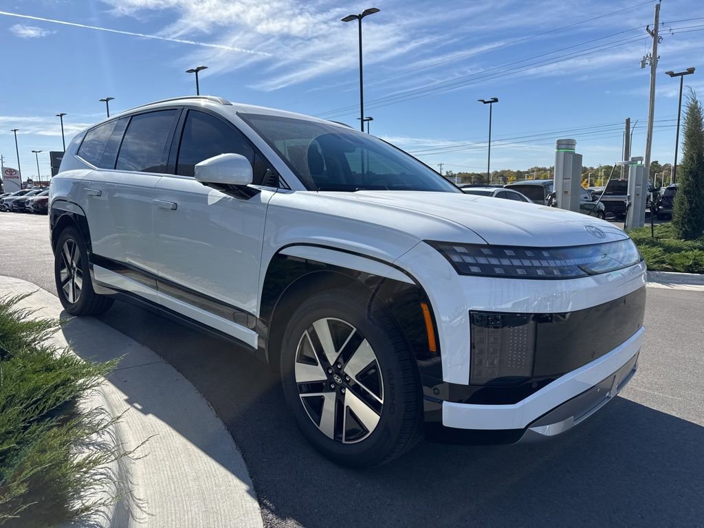 New 2026 Hyundai Ioniq 9 SEL image 3