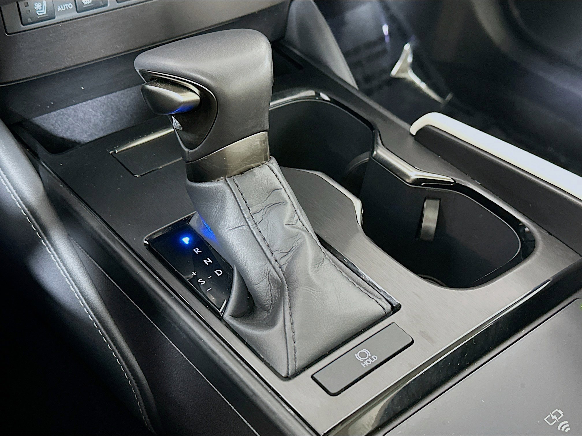 Used 2025 Lexus ES 350 w/ Premium Package image 16