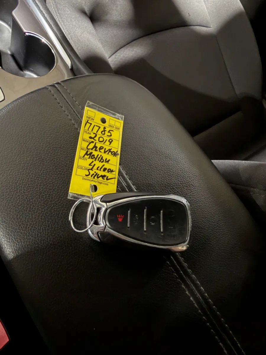 Used 2019 Chevrolet Malibu LT FWD image 19